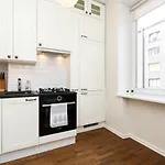 Gonsiori, 2 Bedroom, Cozy アパート *